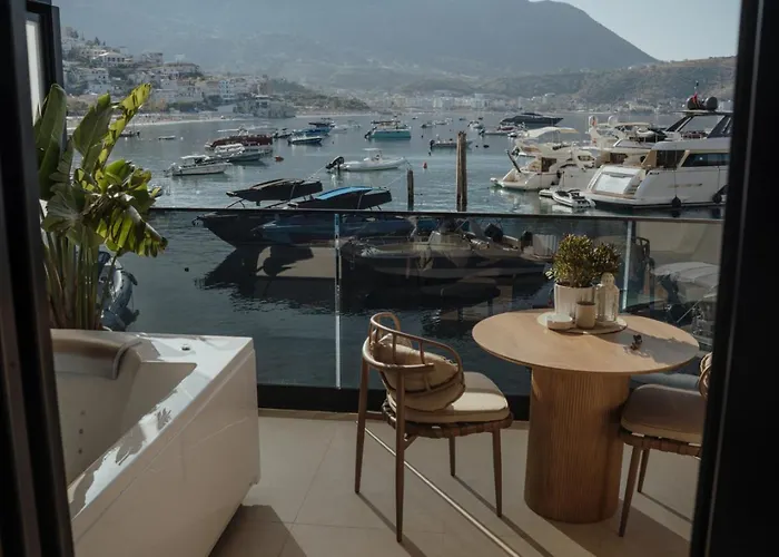 Rea Boutique Hotel